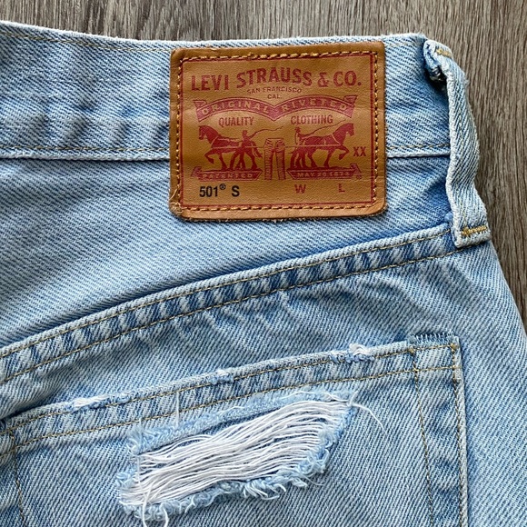 Levis 501 Jeans - Picture 3 of 4